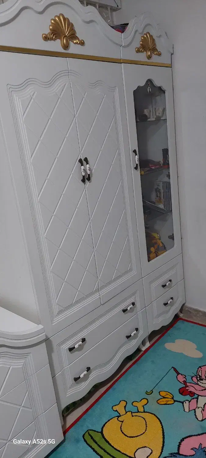 تخت و کمد نوزاد و نوجوان|تخت و سرویس خواب|اراک, |دیوار