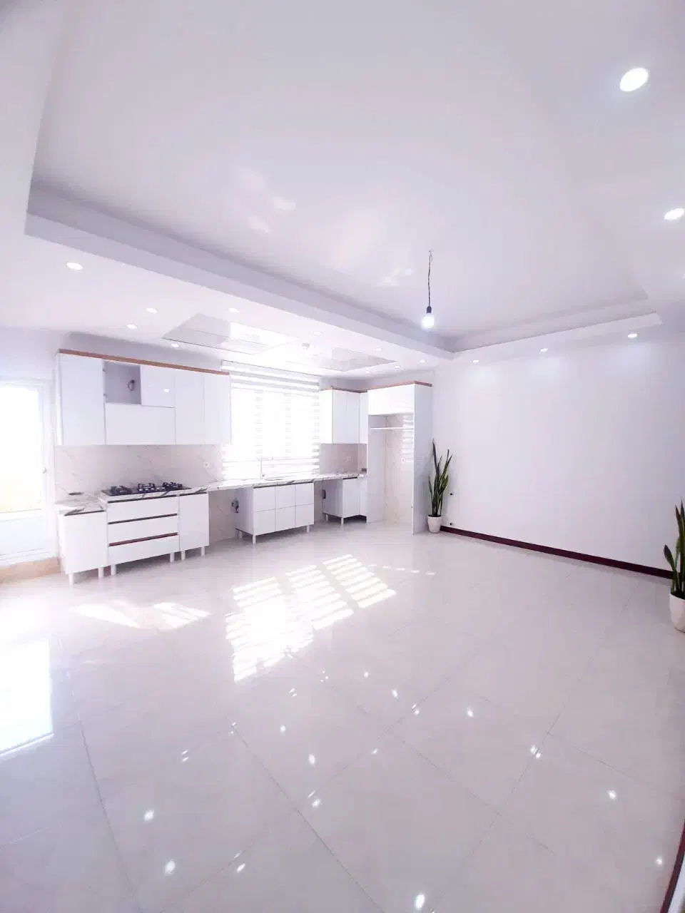 ۶۰ mt/ تک خواب / فول فول غرق نور /نوساز نوساز|اجارهٔ آپارتمان|اندیشه, اندیشه فاز ۱|دیوار