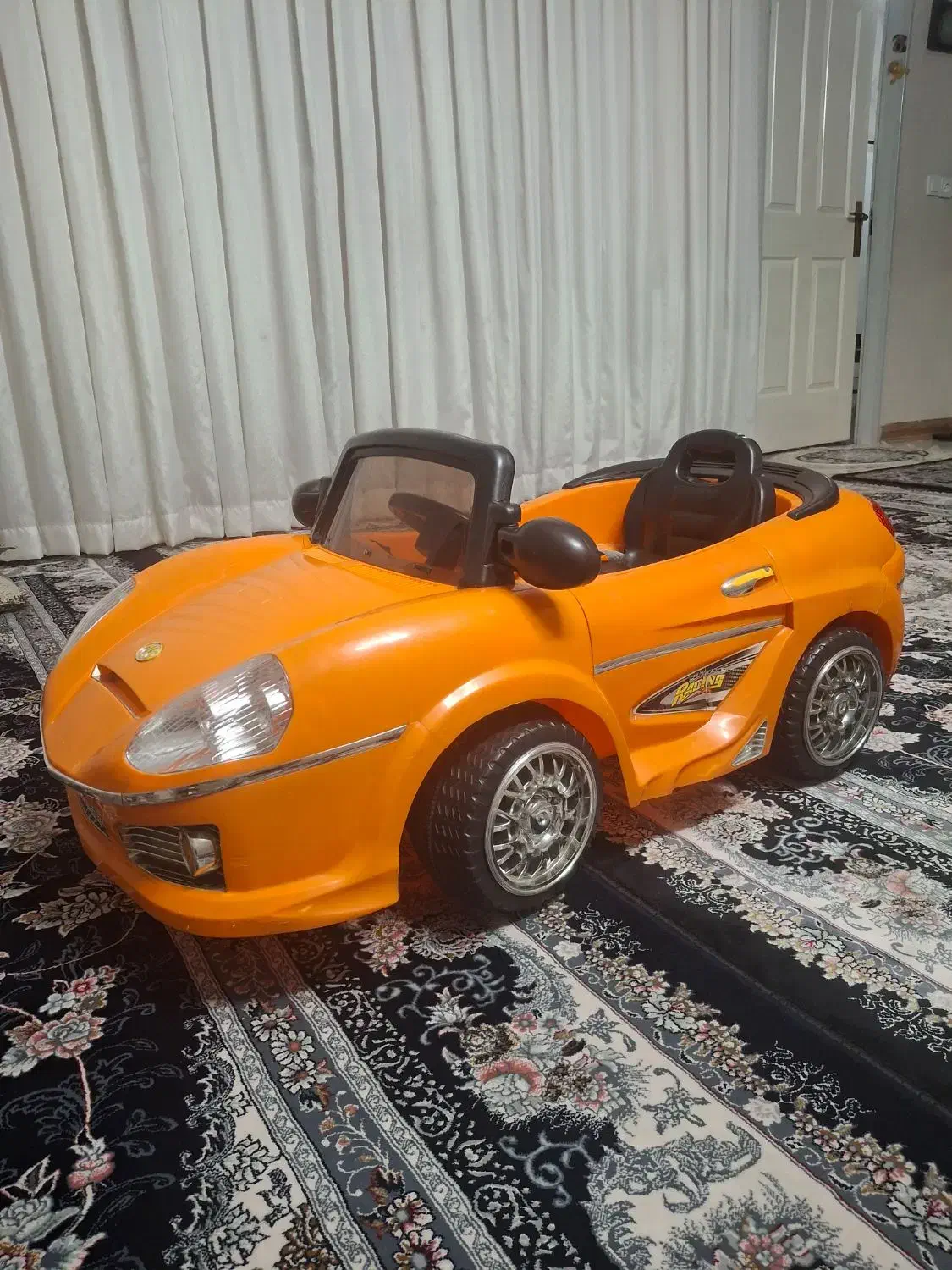 ماشین شارژی|اسباب و اثاث بچه|رباطکریم, رباطکریم|دیوار