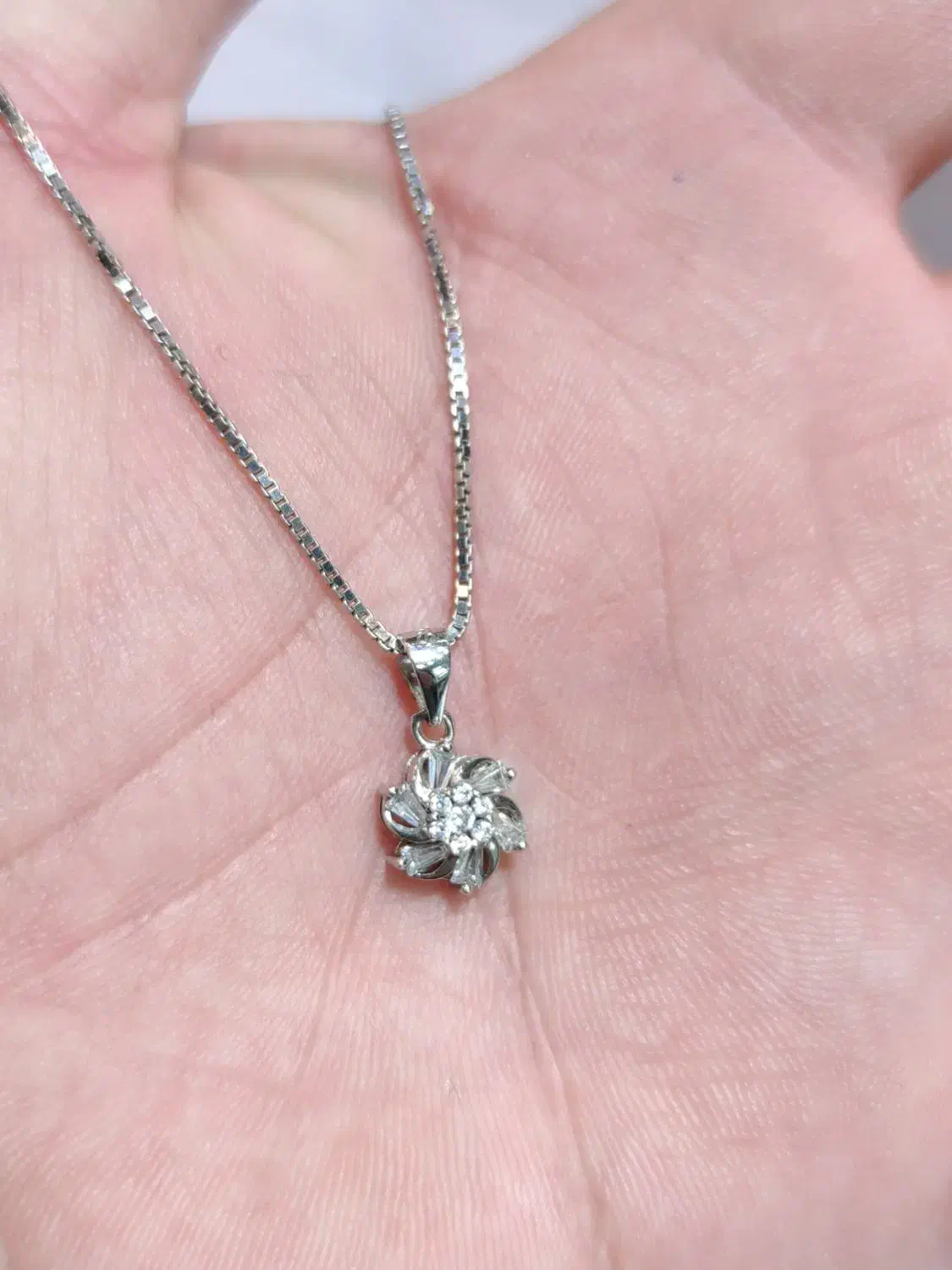 گردنبند نقره زنانه هدیه روز مادر|جواهرات|شیراز, شاهچراغ|دیوار