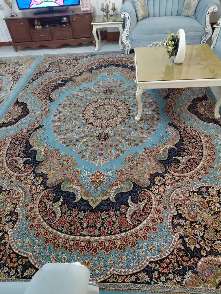 یک تخته فرش ۹ متری و یک تخته فرش ۶ متری|فرش|بروجرد, |دیوار