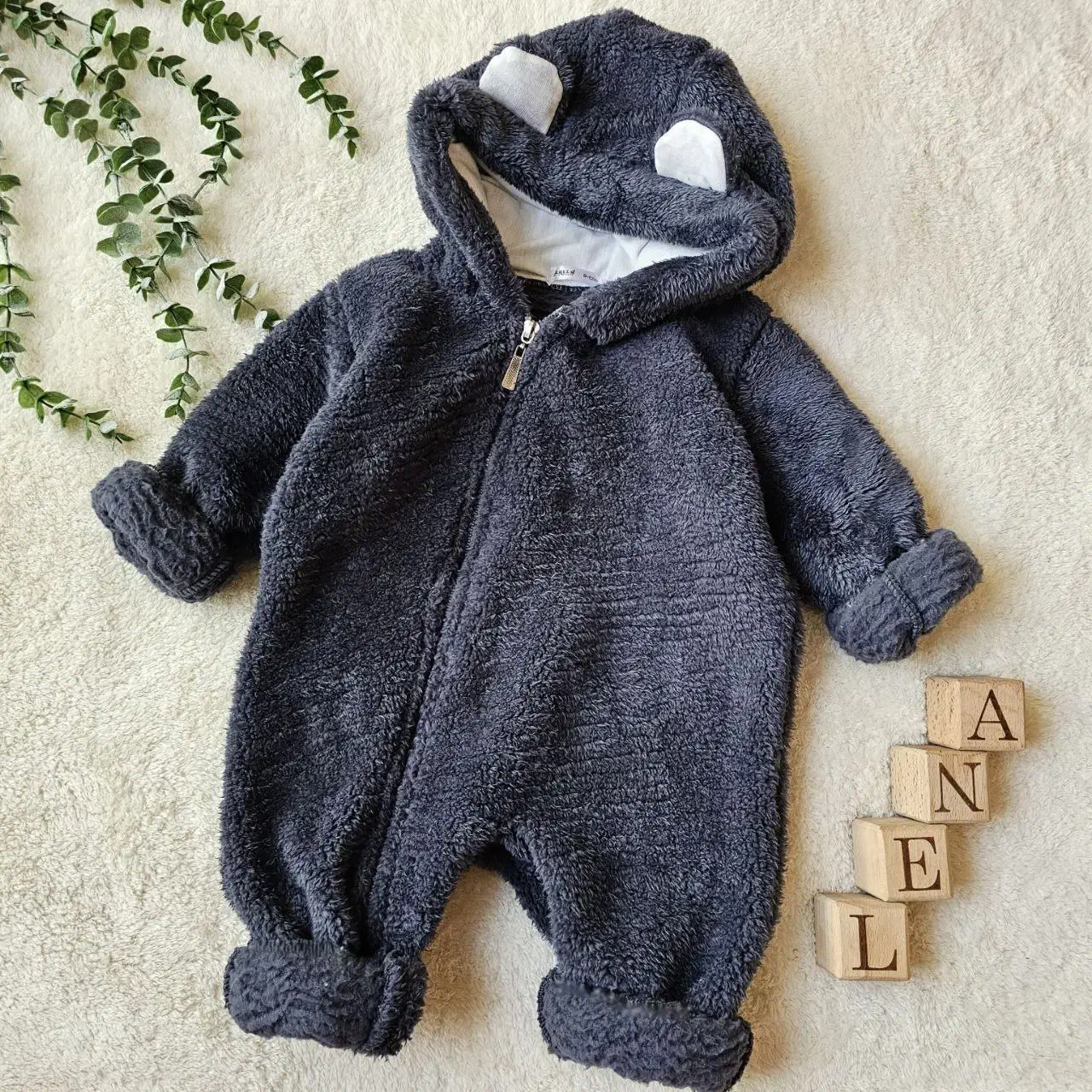 سرهمی نوزادی|کفش و لباس بچه|بابل, |دیوار