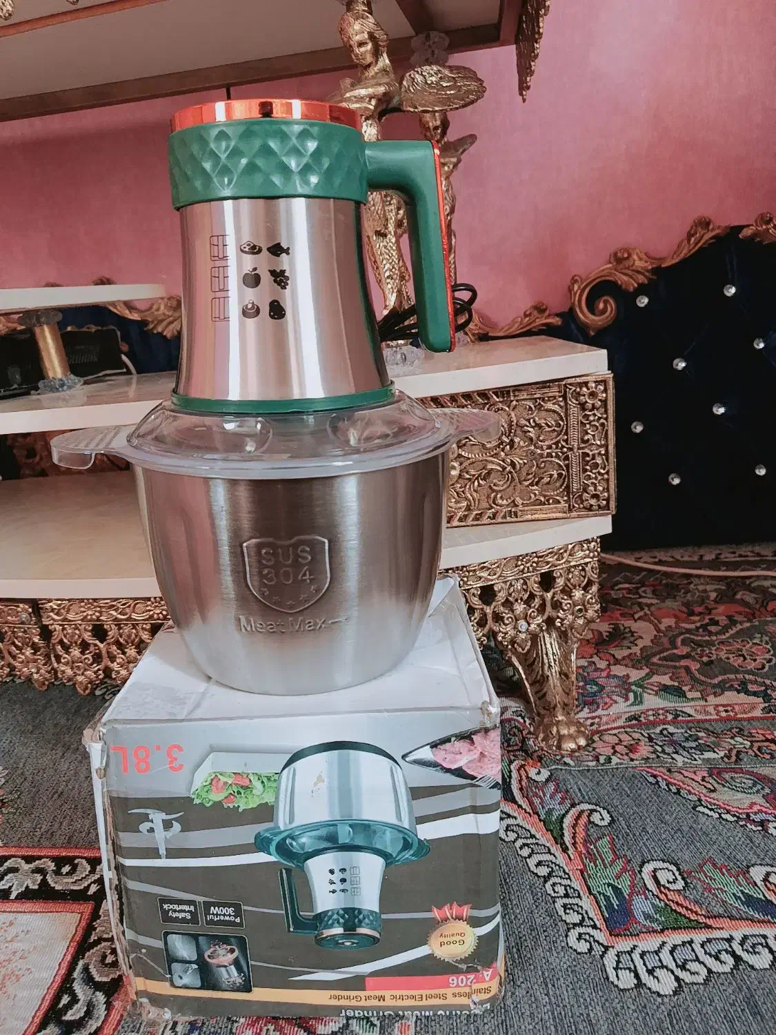 خردکن|خردکن، آسیاب، غذاساز|یزد, |دیوار