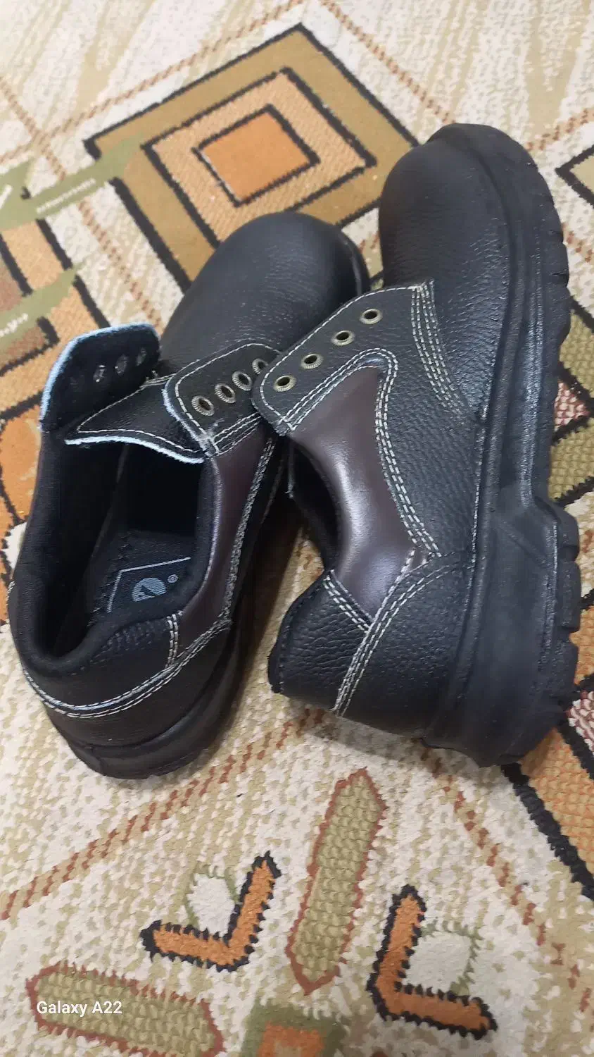 کفش ایمنی کار|کیف، کفش، کمربند|مشهد, شهرک ابوذر|دیوار