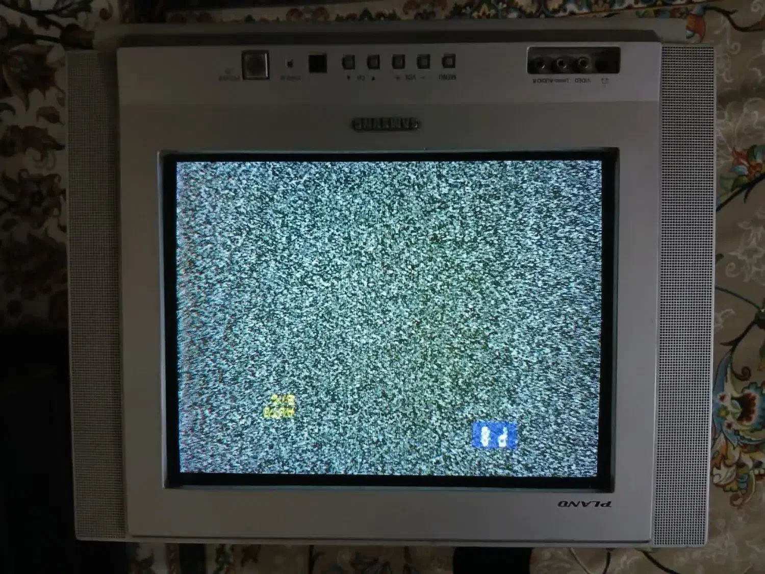 تلویزیون|تلویزیون و پروژکتور|ورامین, ورامین|دیوار