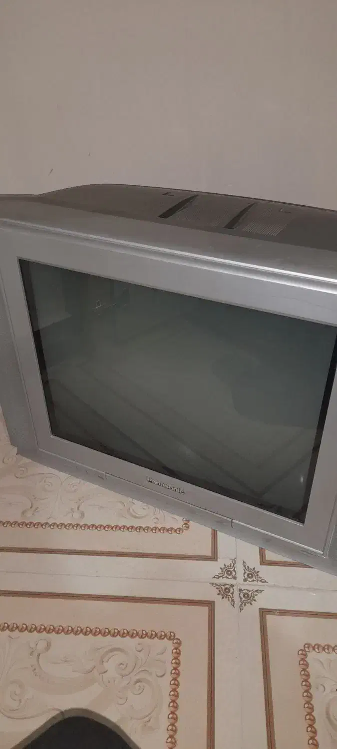 تلویزیون ۲۱ اینچ پاناسونیک|تلویزیون و پروژکتور|اسلامآباد غرب, |دیوار