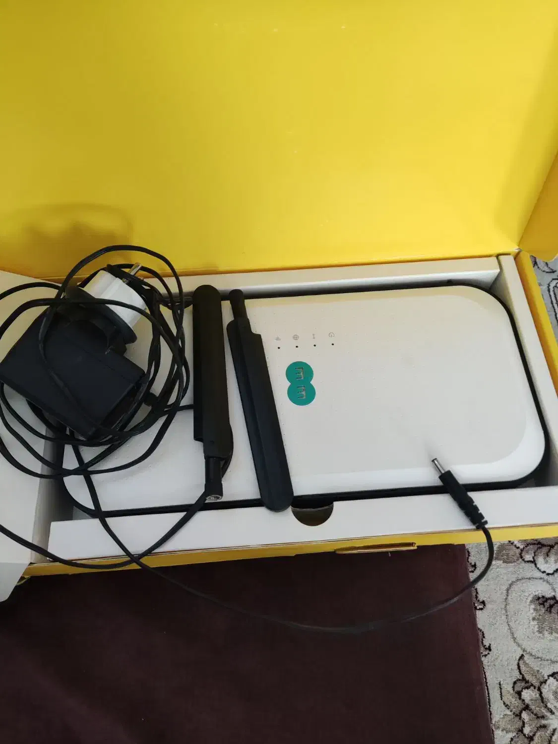 مودم ، روتر سیمکارتی EE. hybridRoter|مودم و تجهیزات شبکه|تربت‌حیدریه, قاسم آباد|دیوار