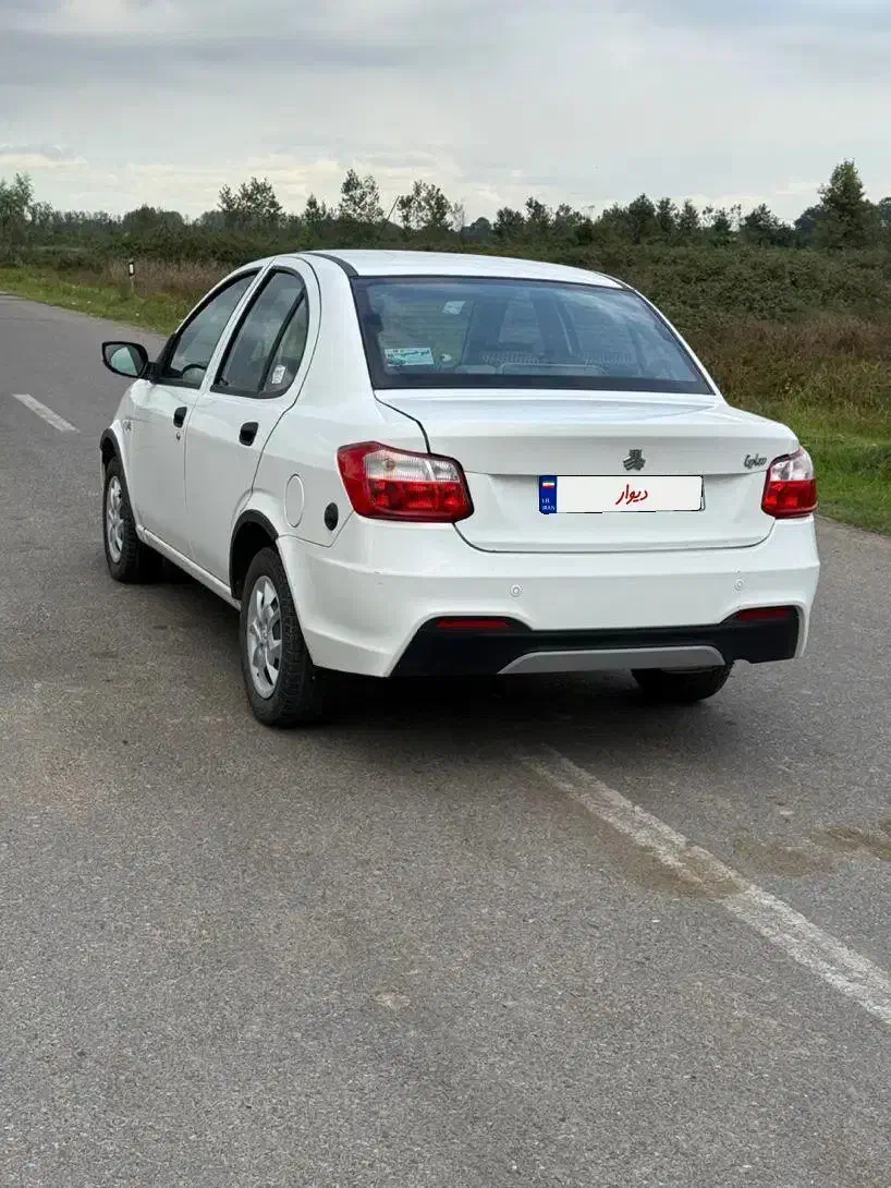 ساینا اس|خودرو سواری و وانت|رشت, نیروی دریایی|دیوار