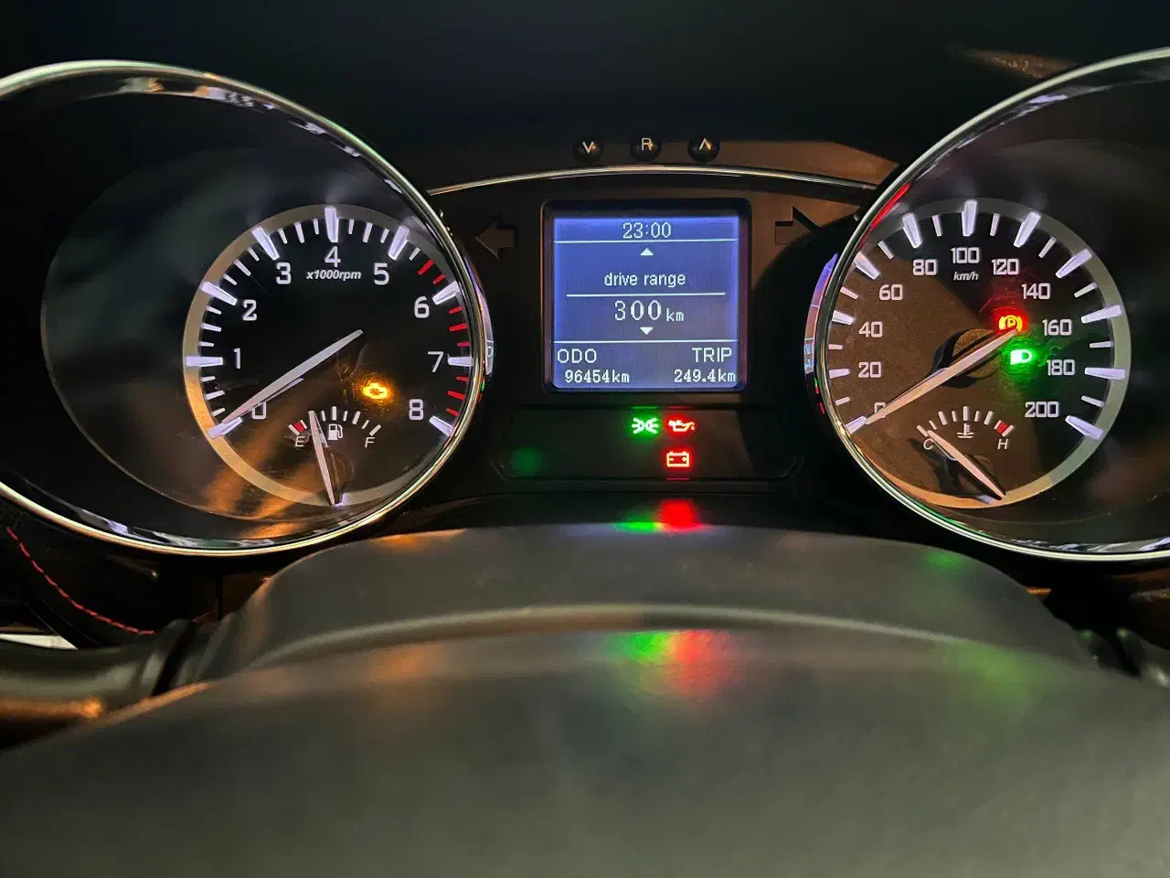 کی ام سی t8  لوازمی|خودرو سواری و وانت|تهران, نیروی هوایی (پیروزی)|دیوار