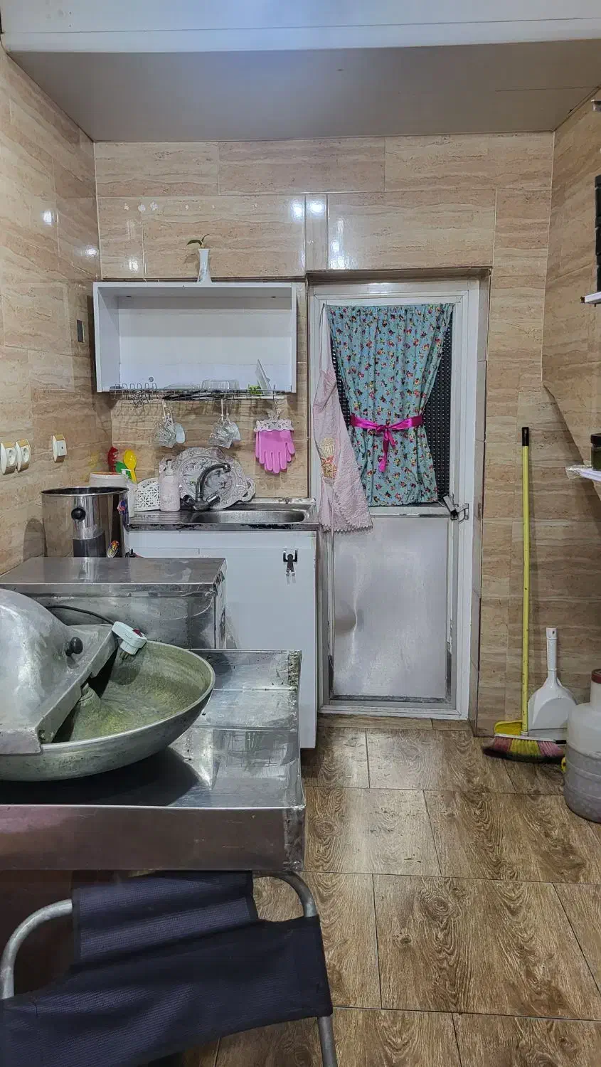 مغازه ۱۵ متری جماران|اجارهٔ مغازه و غرفه|رشت, جماران|دیوار