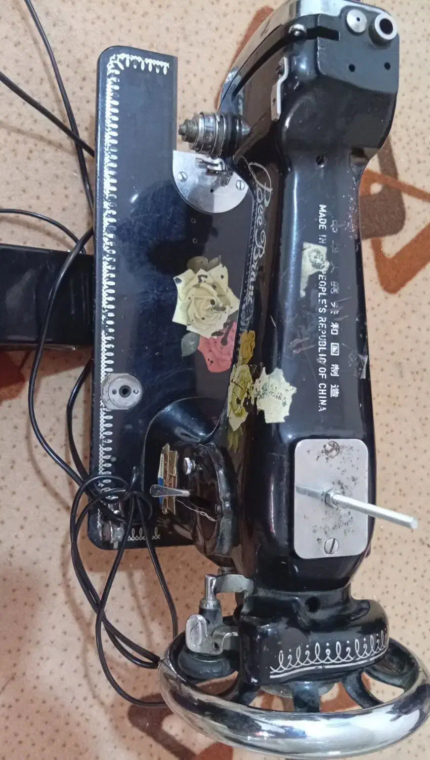 چرخ خیاطی قدیمی برقی درحدنوتمیز|چرخ خیاطی و ریسندگی|جیرفت, |دیوار