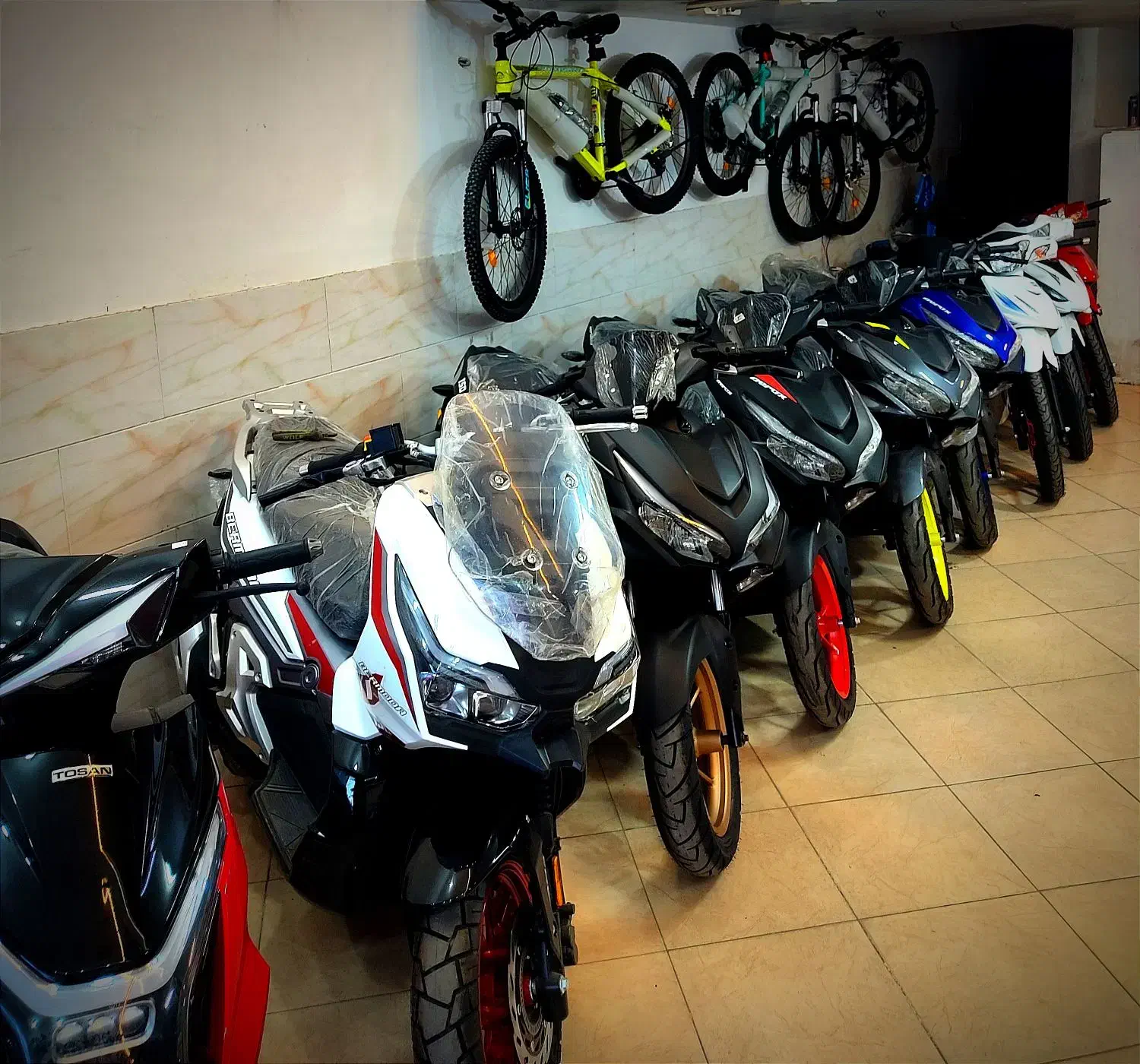 جشنواره پاییزه فروش ۲۸ماهه موتور سیکلت|موتورسیکلت|یزد, |دیوار