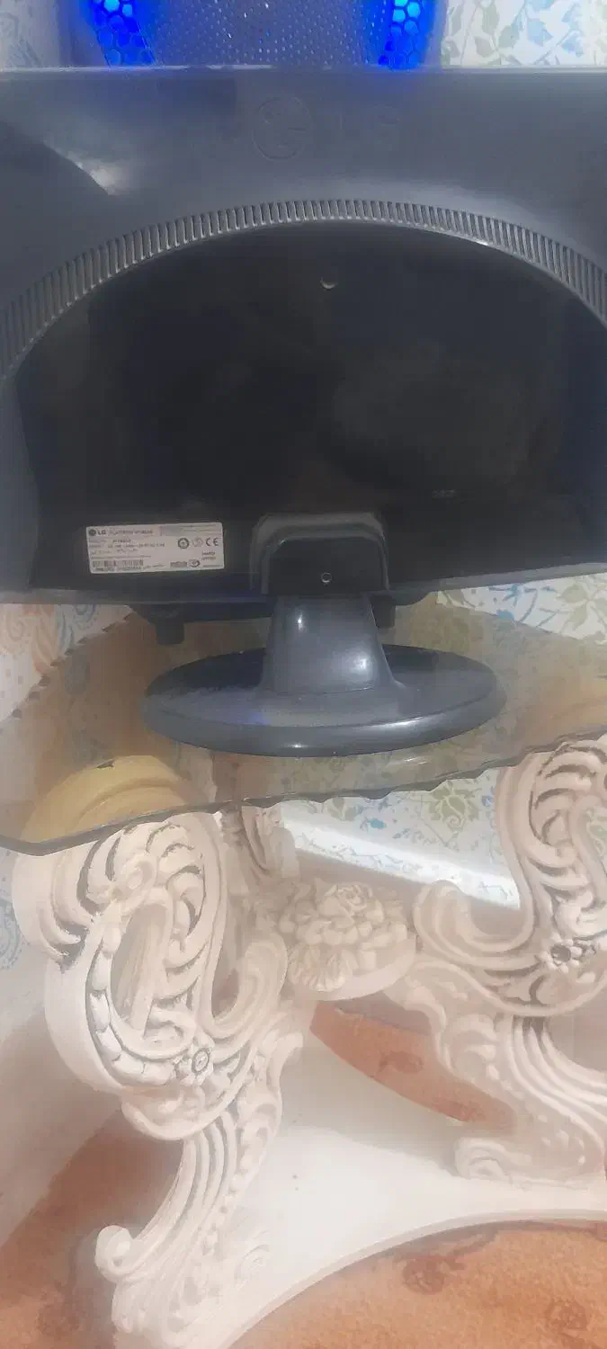 مانیتور ال جی ۱۹اینچ|قطعات و لوازم جانبی رایانه|زاهدان, |دیوار