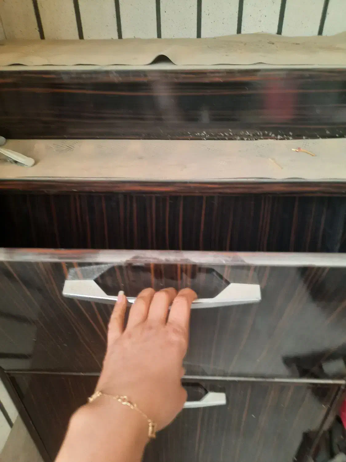 جاکفشی|جاکفشی، کمد، دراور|اصفهان, کساره|دیوار