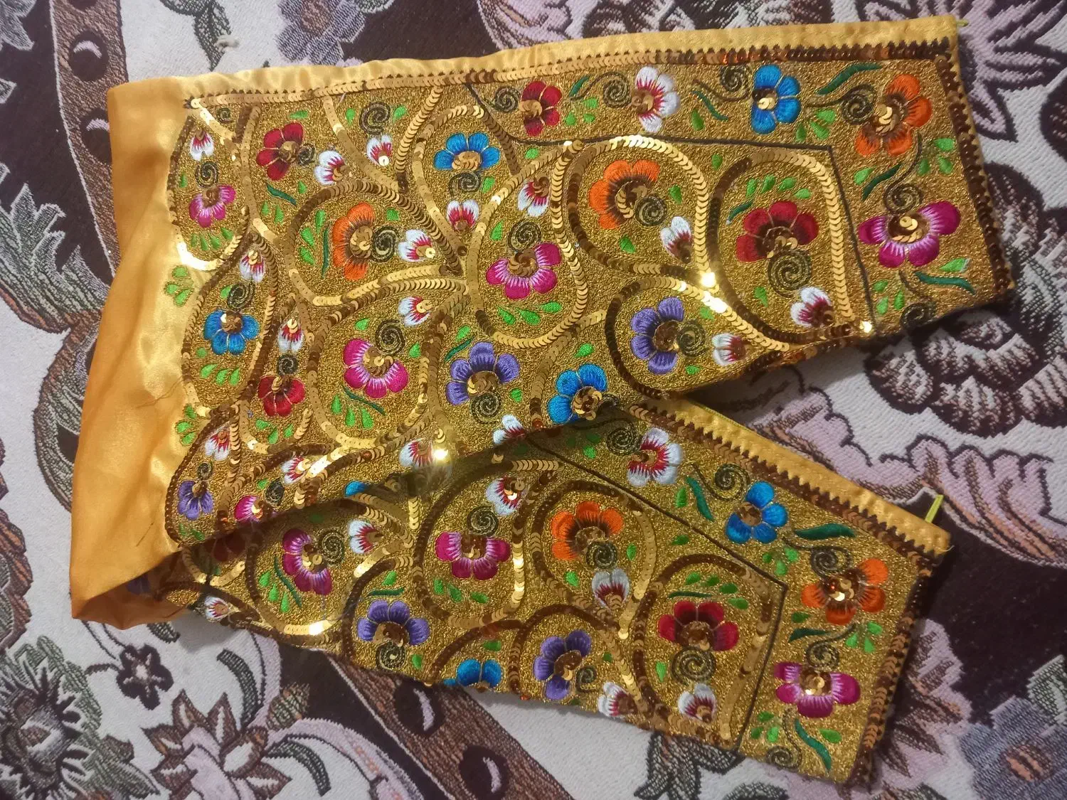 سه عدد شلوار با کاپشن ی پیراهن|لباس|بندرلنگه, |دیوار