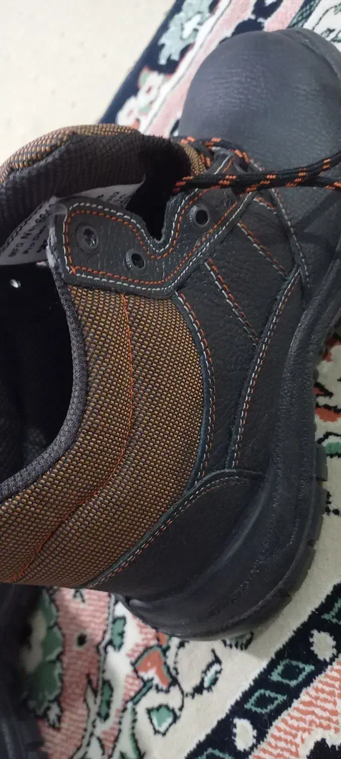 کفش کوهنوردی|کیف، کفش، کمربند|خرم‌آباد, |دیوار