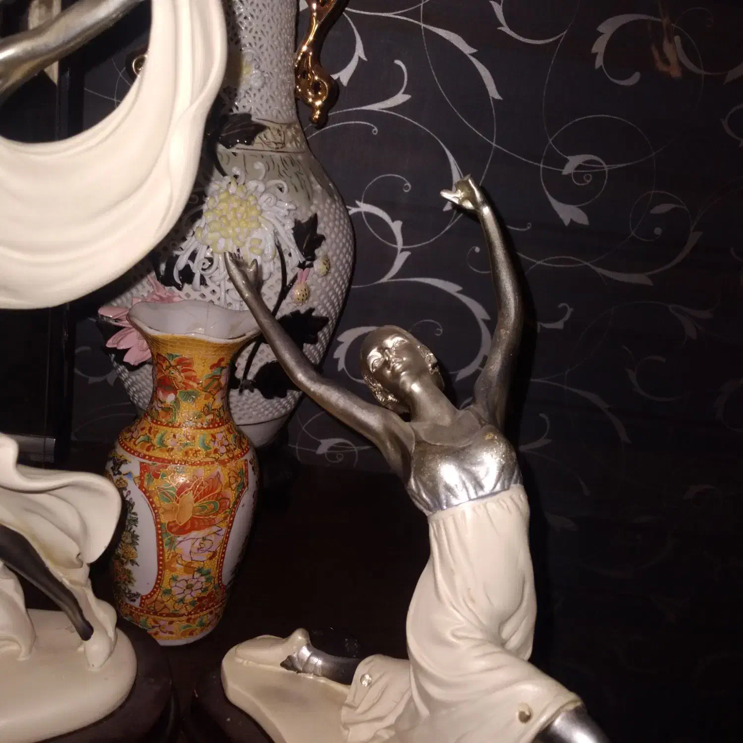 مجسمه. چینی|کلکسیون اشیاء عتیقه|مشهد, رسالت|دیوار