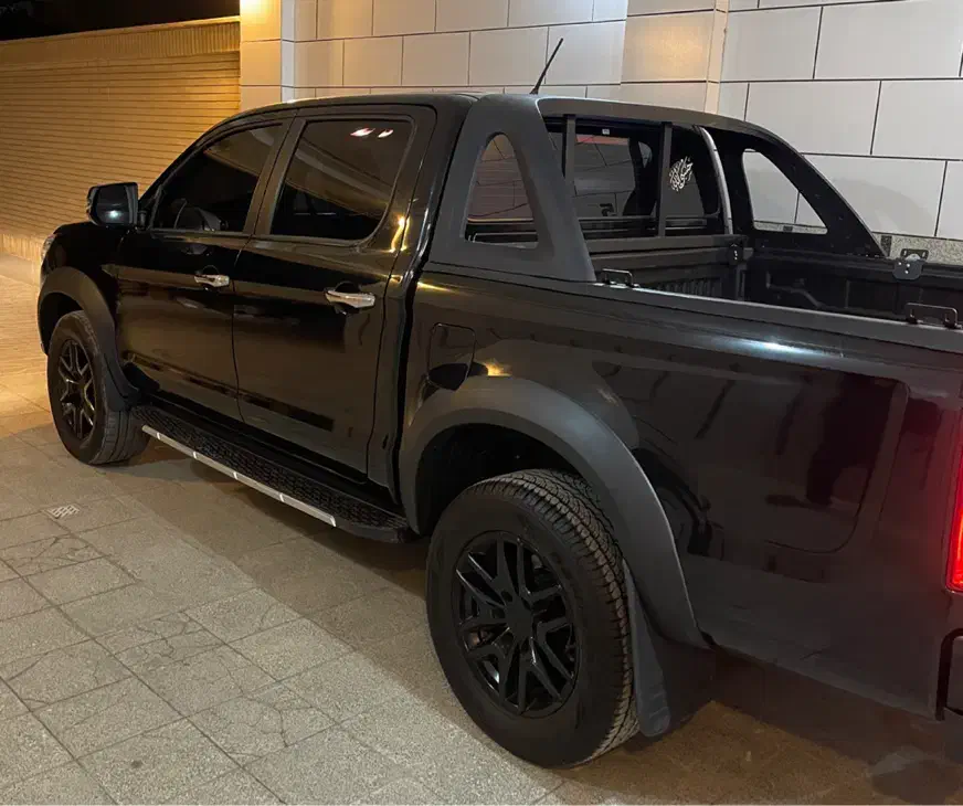 وانت کی ام‌سی مدل 1402|خودرو سواری و وانت|شاهین‌شهر, مخابرات (شهید بهشتی)|دیوار