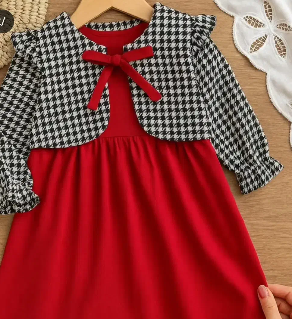 سارفون مخمل کبریتی کت مازراتی.   سایز یک تاسه سال|لباس|اردکان, |دیوار