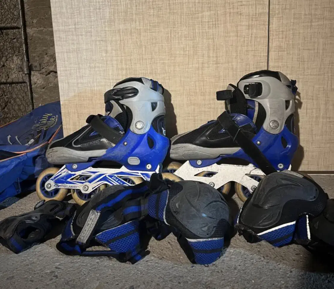 کفش اسکیت|دوچرخه، اسکیت، اسکوتر|تبریز, |دیوار