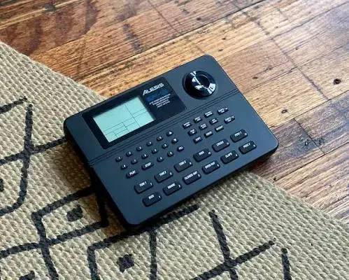 السیس sr16|پیانو، کیبورد، آکاردئون|مریوان, |دیوار