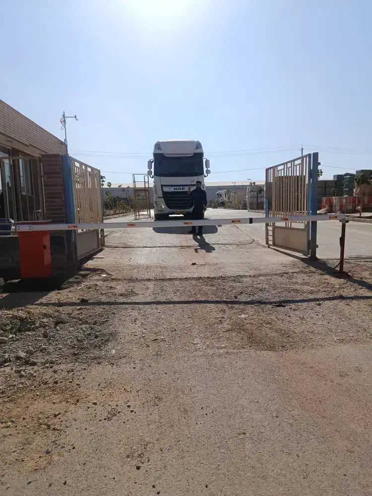 بوم راه بند. راهبند تلسکوپی.راه بند.بازویی راهبند.|ماشینآلات صنعتی|شیراز, شهرک گلها|دیوار