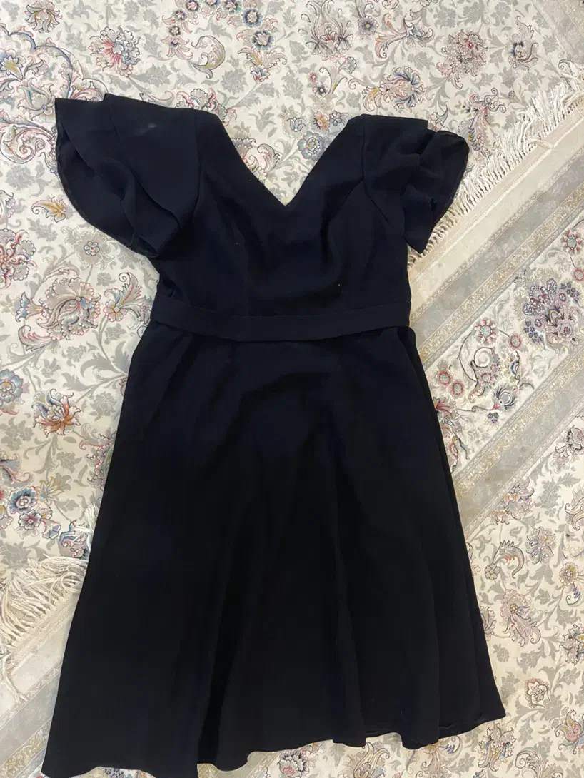 لباس مجلسی نو|لباس|رشت, یخسازی|دیوار