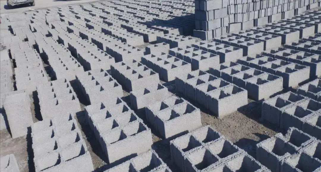 بلوک سقفی، بلوک دیواری، نعل درگاه، درب چاه|مصالح و تجهیزات ساختمان|ایرانشهر, |دیوار