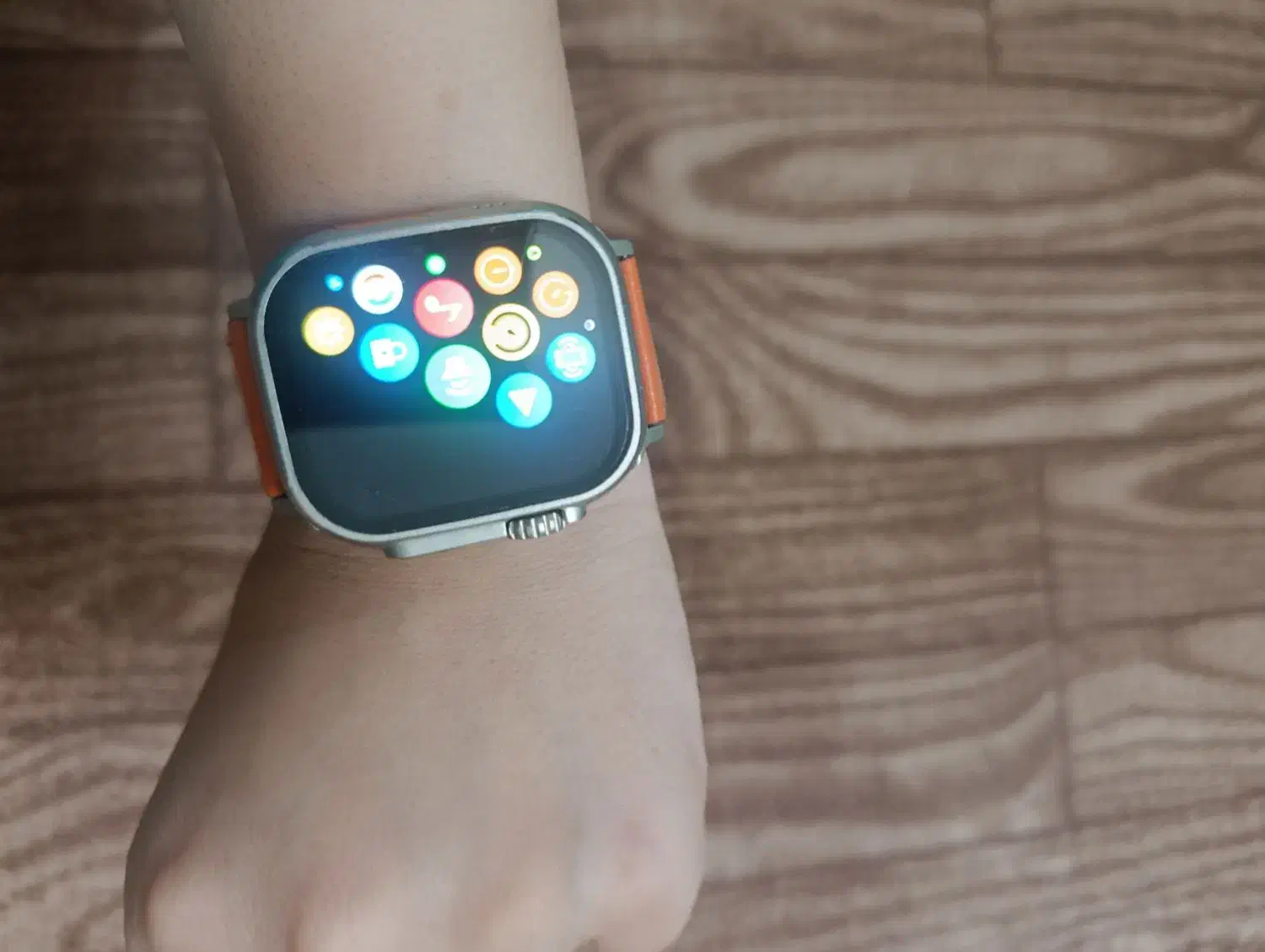 ساعت اولترا|ساعت|پاکدشت, پاکدشت (مامازند)|دیوار