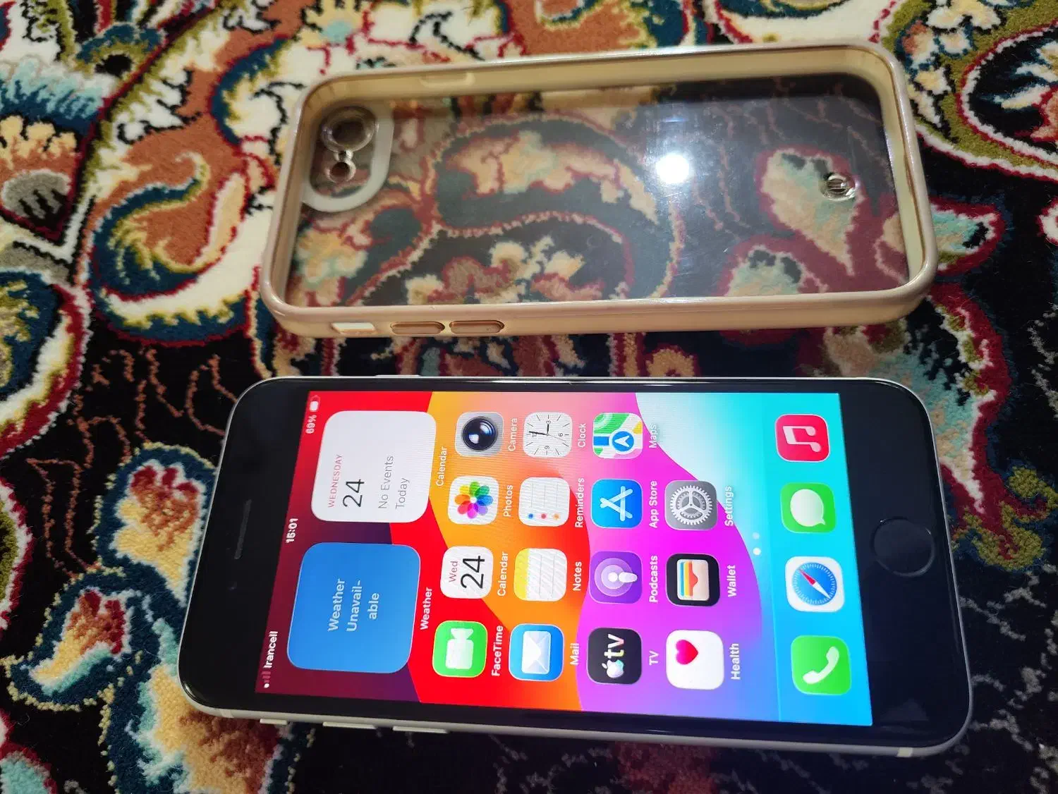 iphone se(2020)|موبایل|قروه, |دیوار