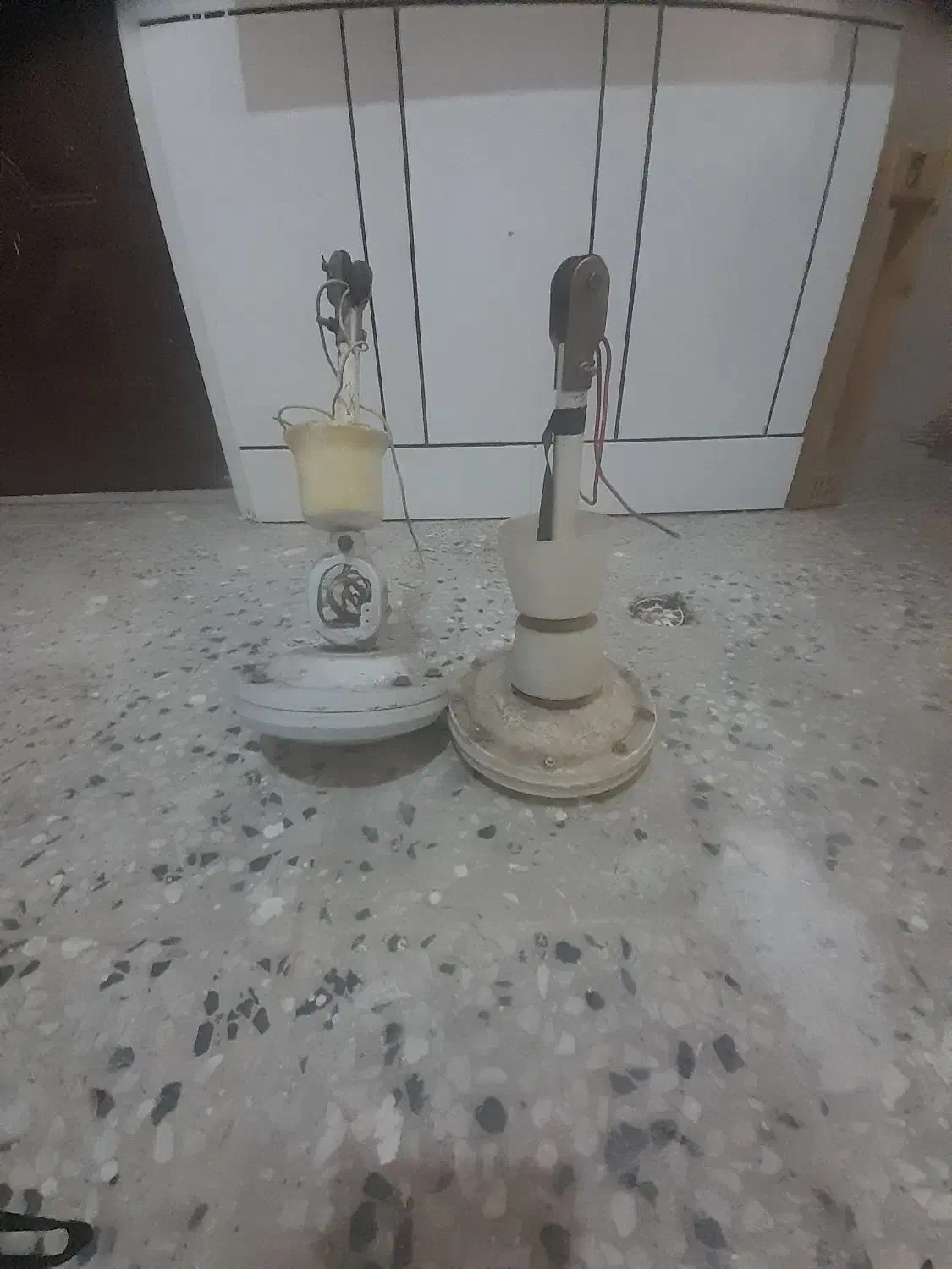 دوعدد پنکه سقفی  درحد نو|پنکه و تصفیه‌کنندهٔ هوا|دزفول, |دیوار