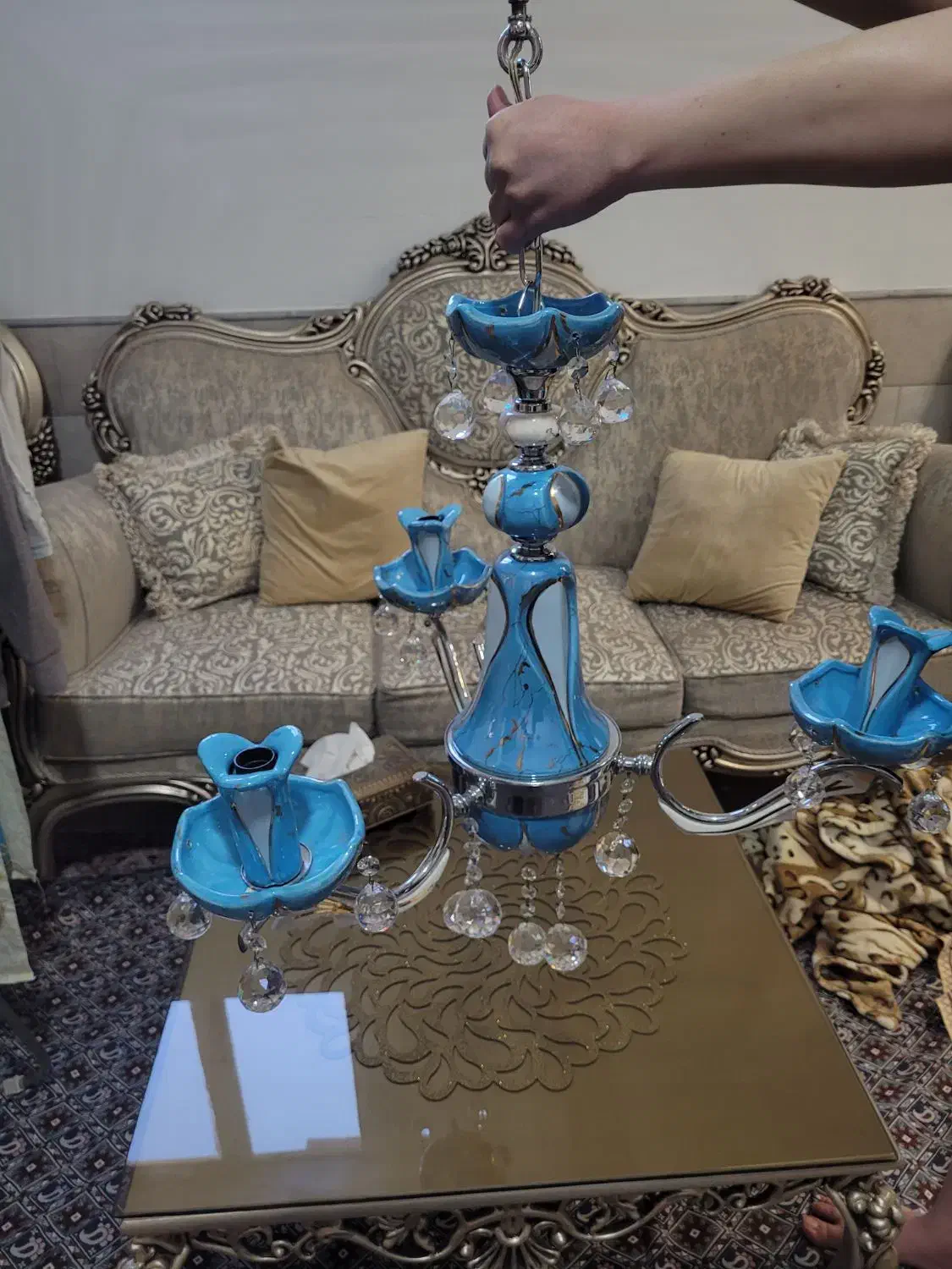 یک عدد لوستر|لوستر و چراغ آویز|قم, شاه ابراهیم|دیوار