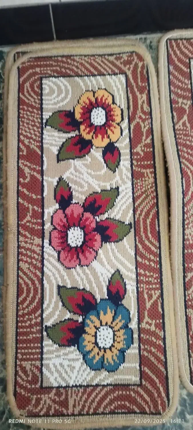 پادری پله|پادری|نقده, |دیوار