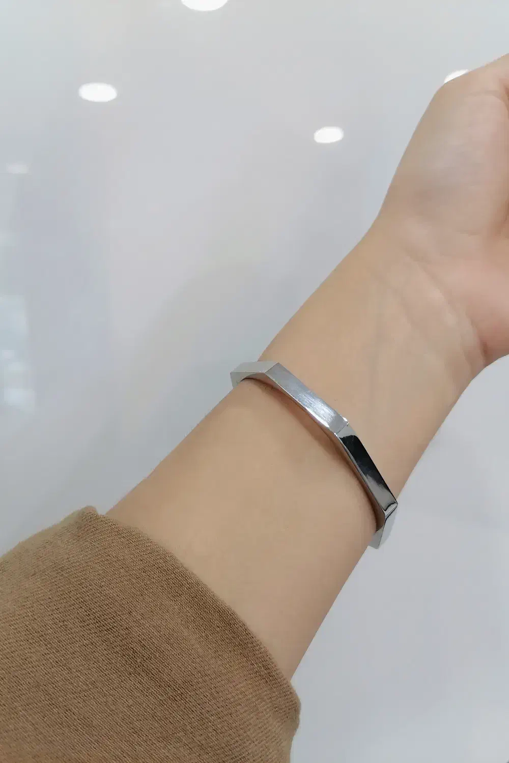 گردنبند|جواهرات|لار, |دیوار