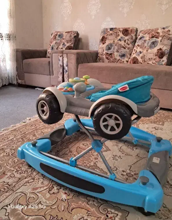 روروئک موزیکال در حد نو|کالسکه و لوازم جانبی|زرقان, |دیوار