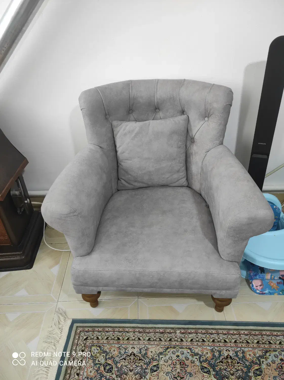 مبل پنج نفره|مبلمان خانگی و میز عسلی|بومهن, |دیوار