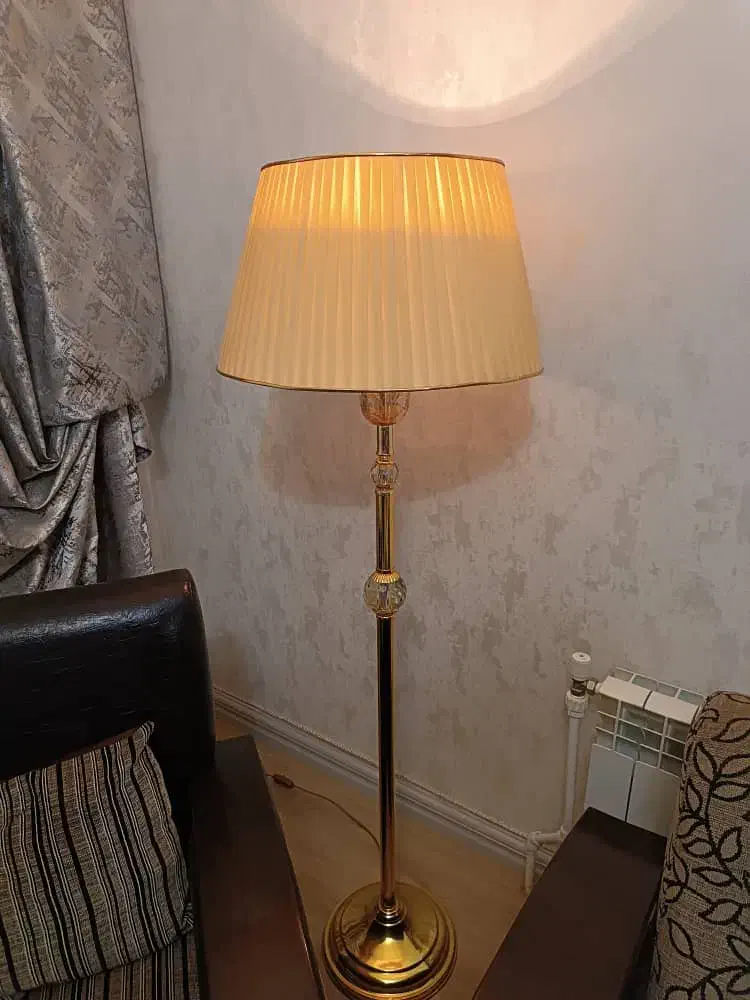 آباژور و میز|چراغ خواب و آباژور|ارومیه, |دیوار