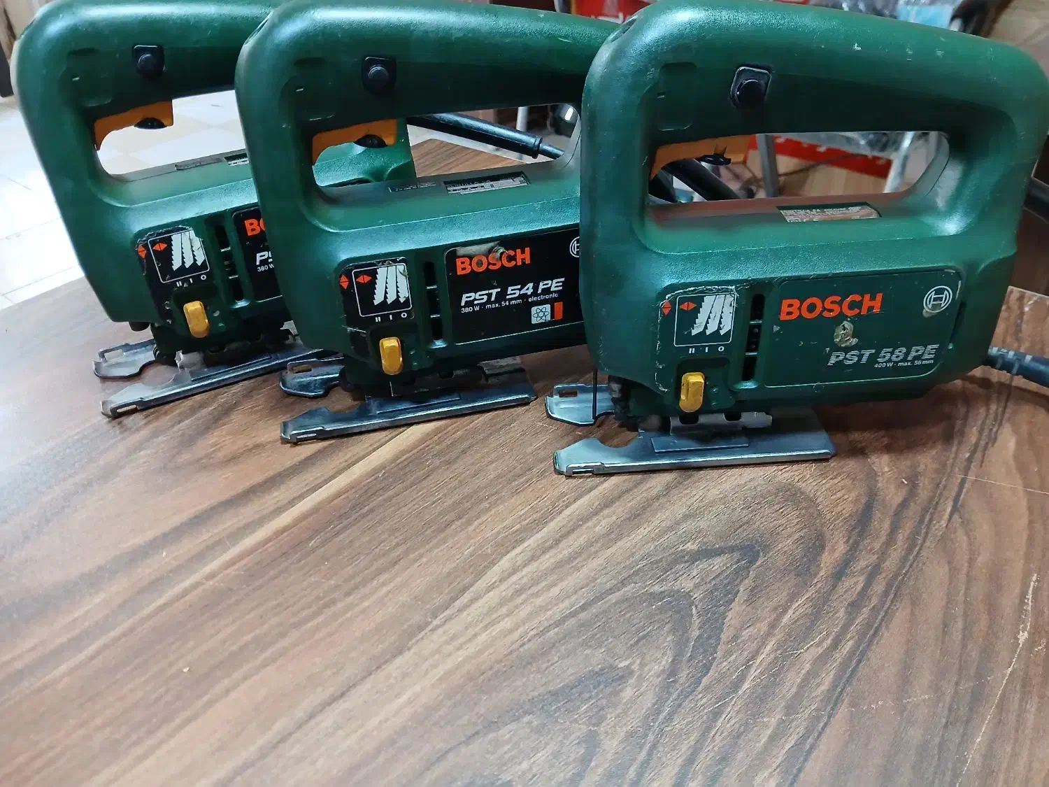 عمود بر بوش سوییس|ابزارآلات|اهواز, فرهنگ شهر|دیوار