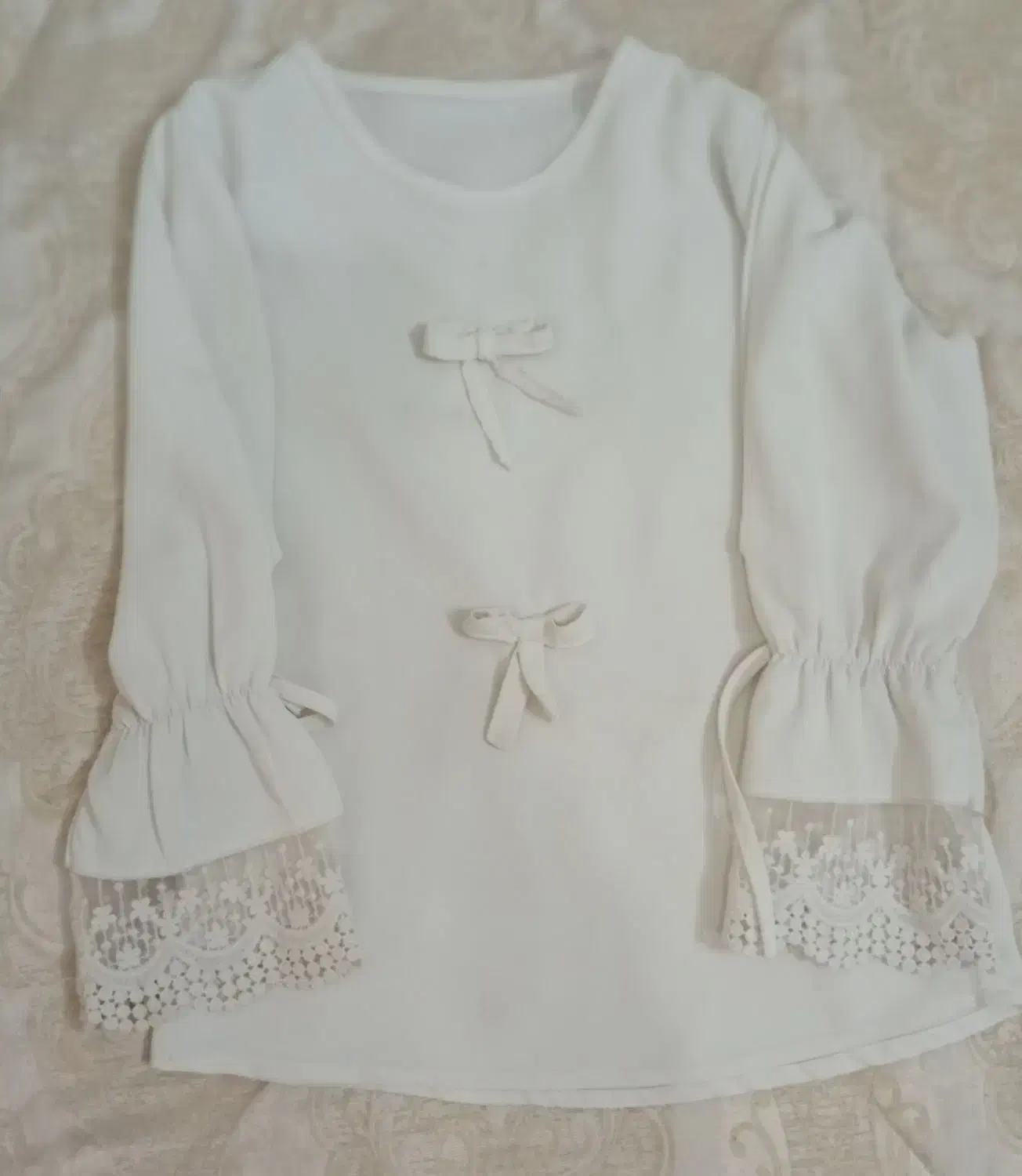 لباس زنانه ومجلس خیلی تمیز|لباس|تربت جام, میان جام|دیوار