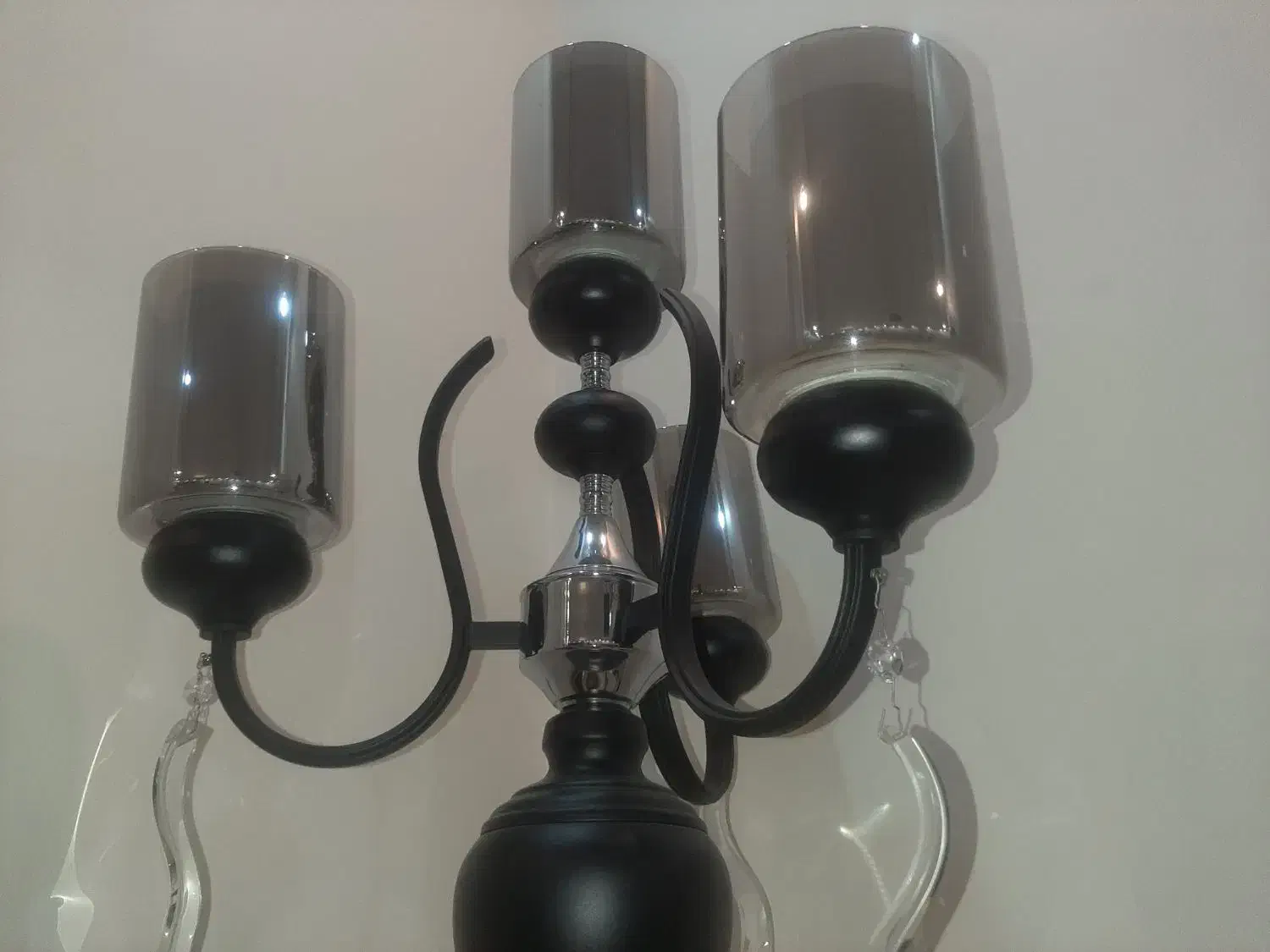 آباژور کنار سالنی|چراغ خواب و آباژور|تهران, نیروی هوایی (پیروزی)|دیوار