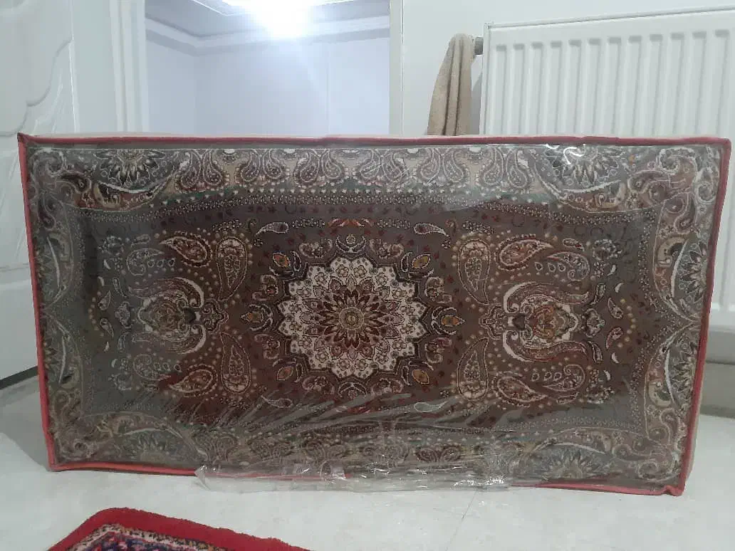 یه جفت پشتی نو|پشتی|اراک, |دیوار