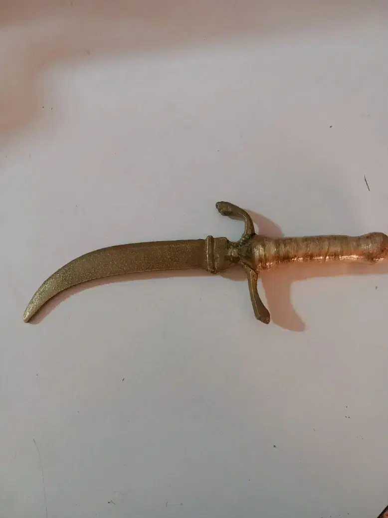 برنجی دکوری زیبا|کلکسیون اشیاء عتیقه|نسیمشهر, |دیوار