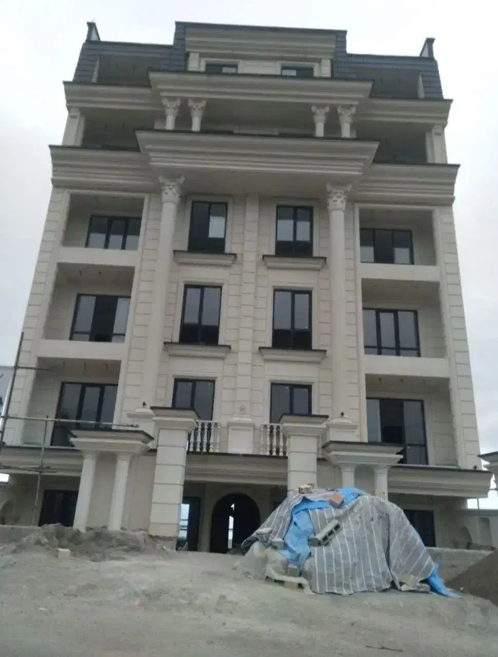 اجرای نمای رومی سیمانی|خدمات پیشه و مهارت|قم, زنبیل آباد|دیوار