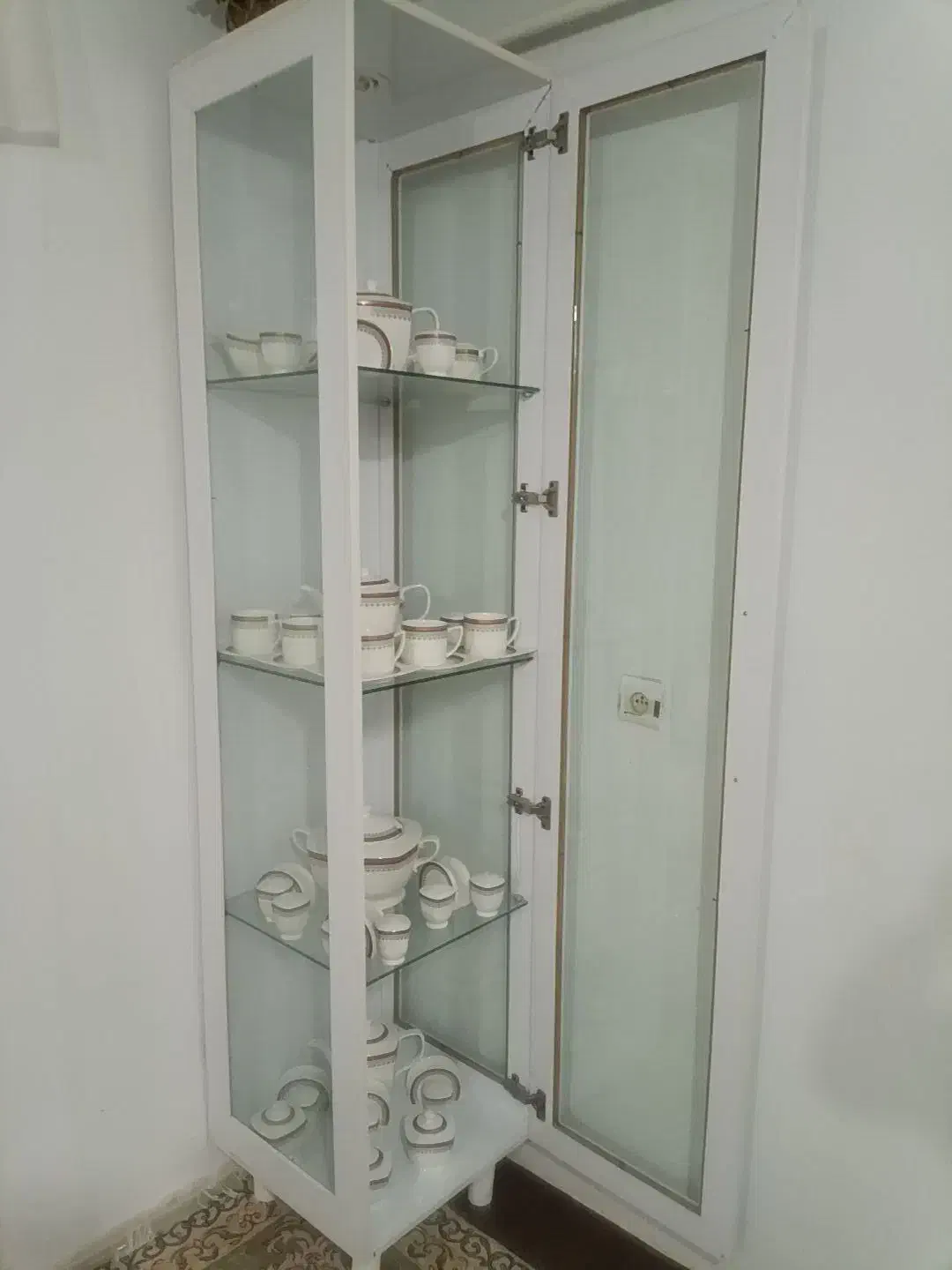 بوفه|بوفه، ویترین، کنسول|بانه, |دیوار