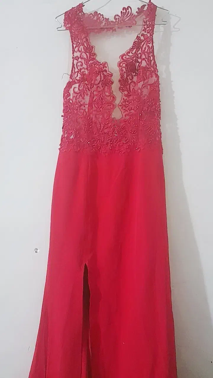 لباس مجلسی|لباس|گلبهار, شهر جدید گلبهار|دیوار