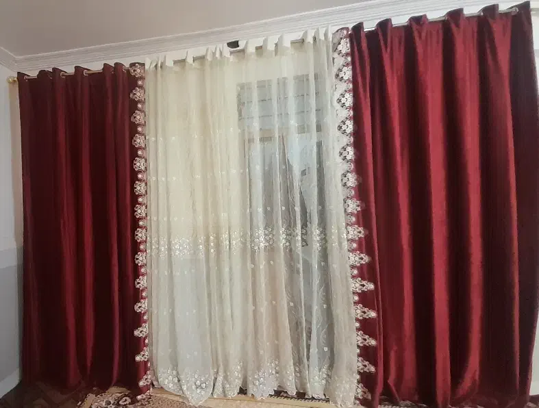 پرده زرشکی سالم فروش فوری|پرده، رانر، رومیزی|زابل, |دیوار