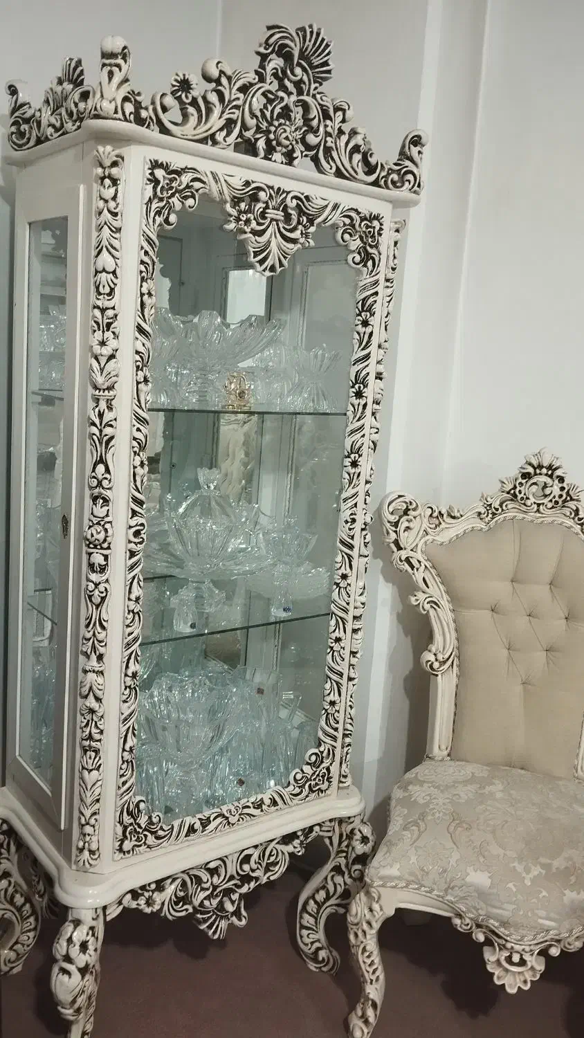 بوفه چوبی نو برا جهیزیه هست|بوفه، ویترین، کنسول|تبریز, |دیوار