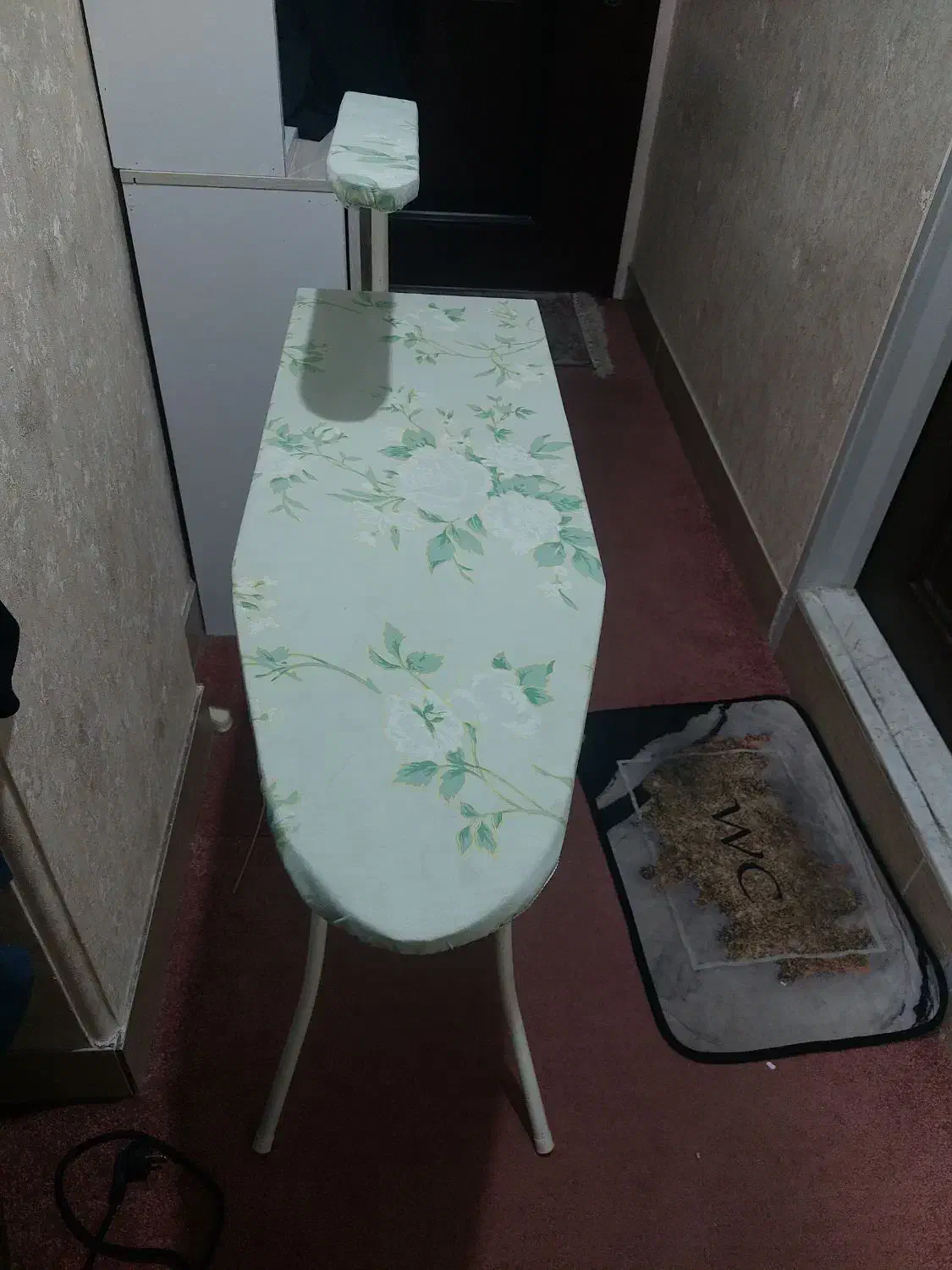 میز اتو|اتو و لوازم اتو|قم, باغ کرباسی|دیوار