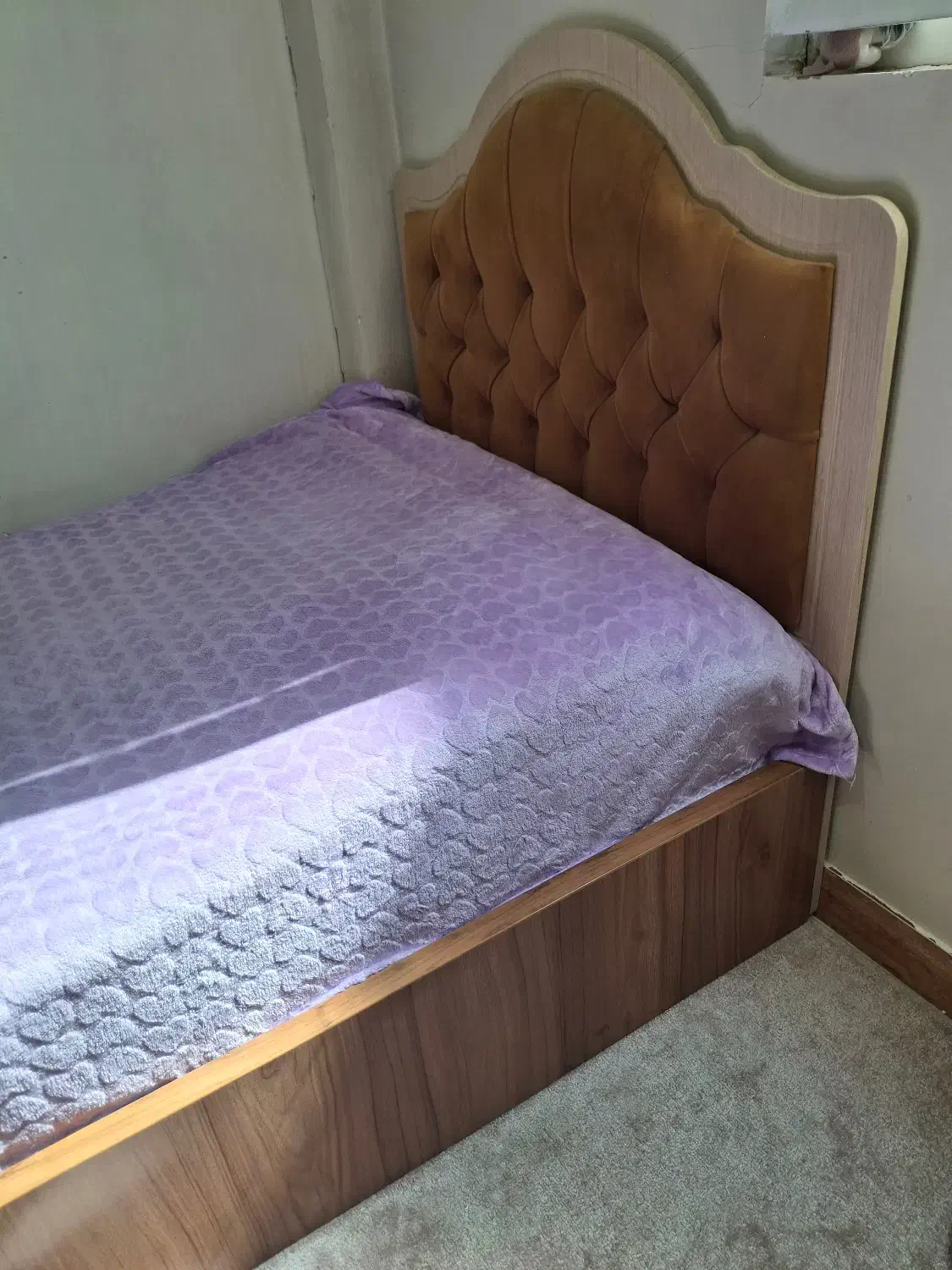 تخت خواب یک نفره|تخت و سرویس خواب|تهران, والفجر (افسریه)|دیوار