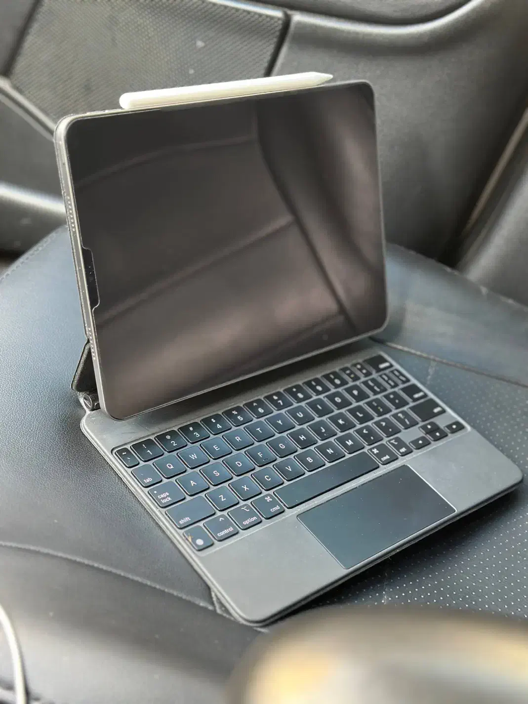 iPad Pro M2 + Magic Keyboard + Apple Pencil|تبلت|مشهد, گوهرشاد|دیوار